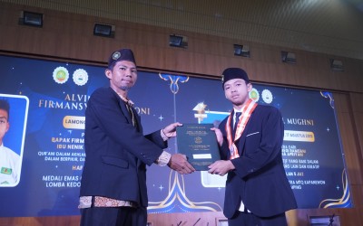 Hafidz 30 Juz serta Lolos S1 Kimia UGM, Alvin Cahya Firmansyah Buktikan Al-Qur'an dan Sains Bisa Berjalan Beriringan