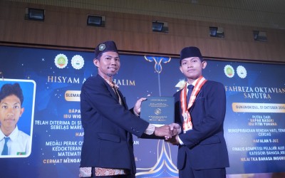 Keteguhan Berbuah Manis: Hisyam Abdul Halim Lolos SNBT 2026 dan Raih Impian Kuliah Statistika di UNS